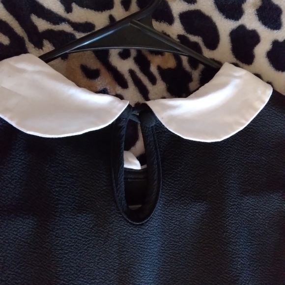 Hot Topic Gothic sleeveless collar dress Small - Picture 2 of 2